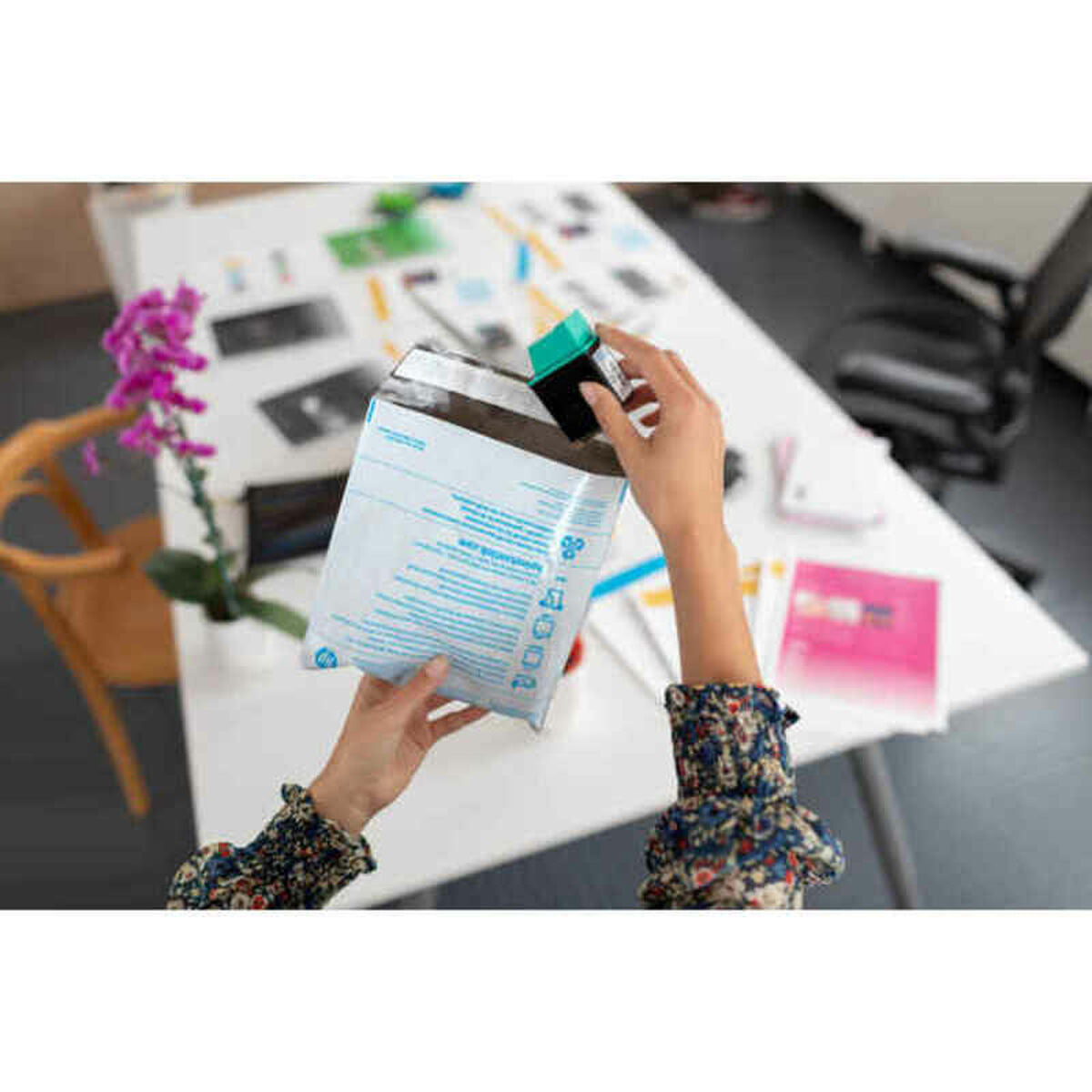 V10H4259E87B4B83021D45BC8F47FDD3860CR3326392P2