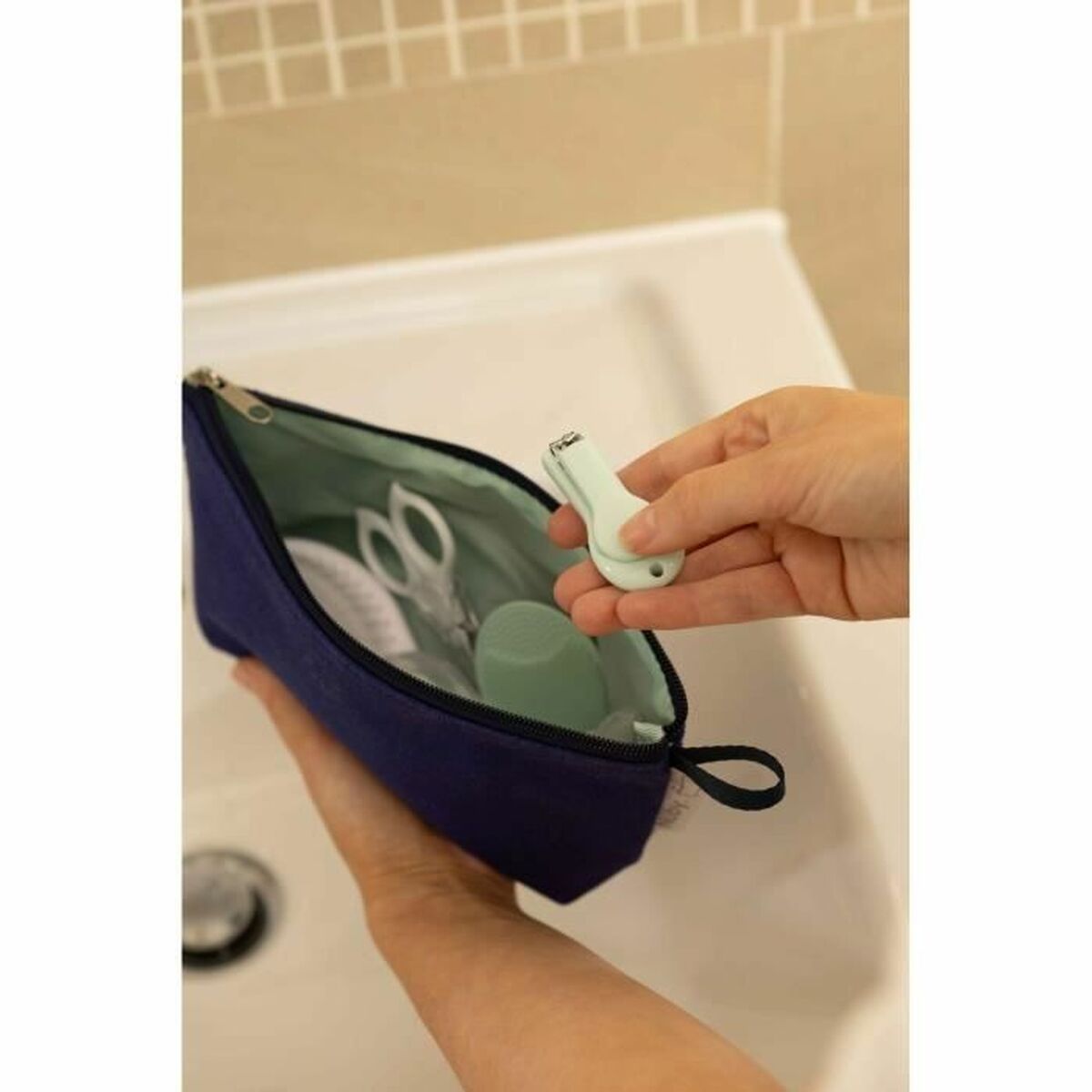 V5H6CBB79C35FA58F792009E59263B2A636R6104386P3