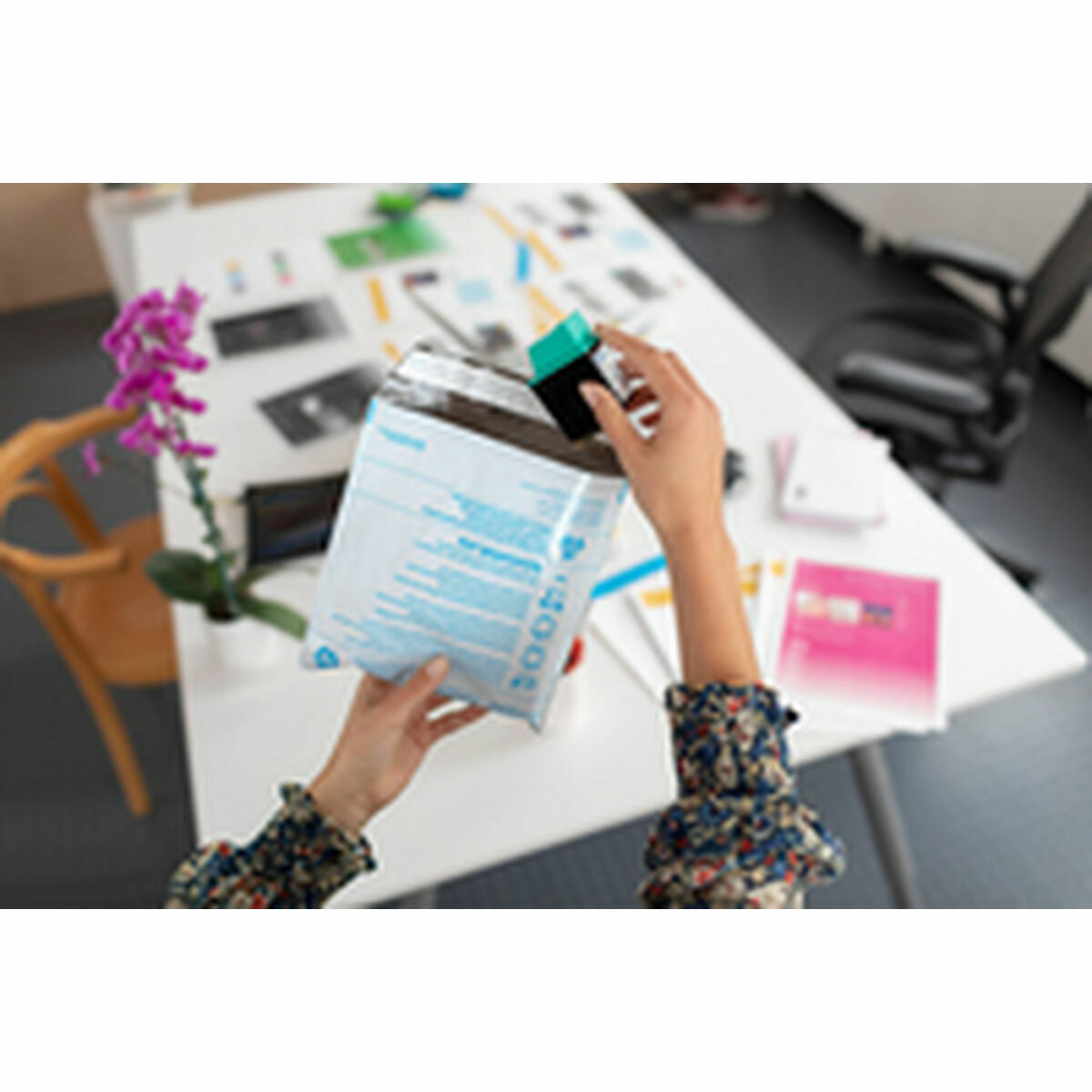 V4HD752CA076FB3467D0D3573F0876ED426R7206328P6