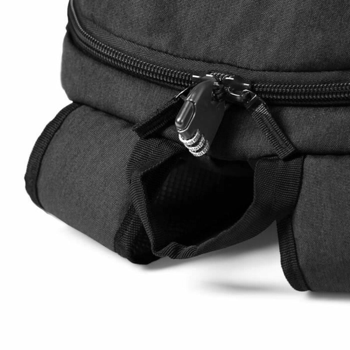 V4H2202BA5FB1CE0E27DC6585A52CFD6D83R7030302P7