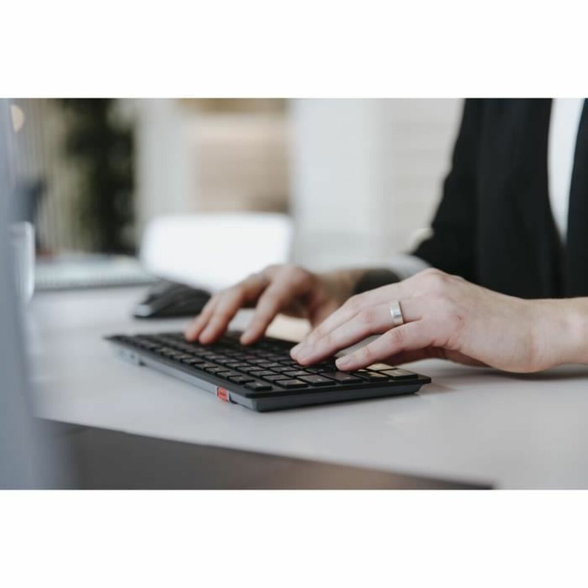 V5HF60CD9C958E4F975D002C78D43E0E2B6R6272870P3