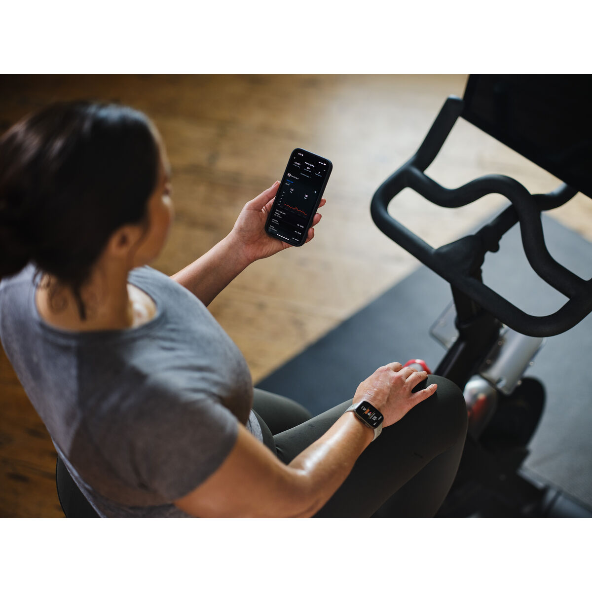 V2H3078F27DB68FA9066A40C4908F106165R7596541P5