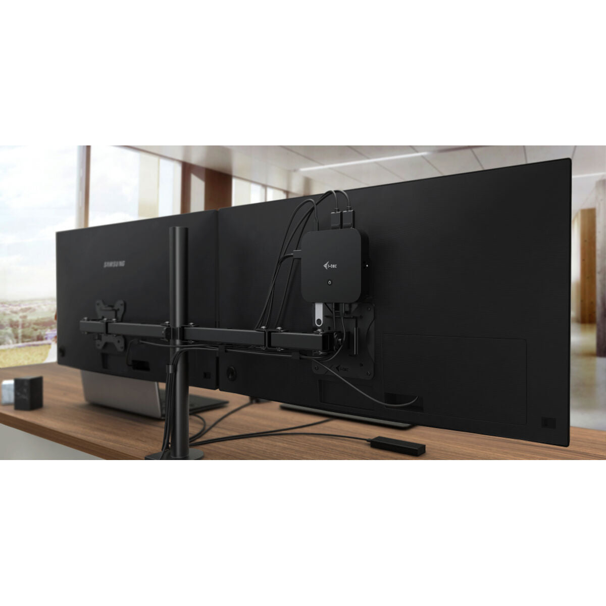 V9H42D4DAFF82147F31BA92D9C49BBC70BBR3867187P3