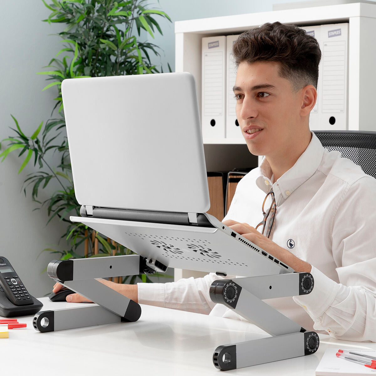 Innovagoods Adjustable Multi-Position Laptop Table Omnible Innovagoods